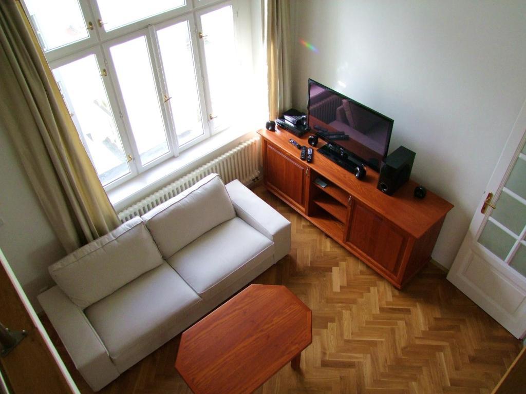 Apartment (4 Adults),68217347:JPEG